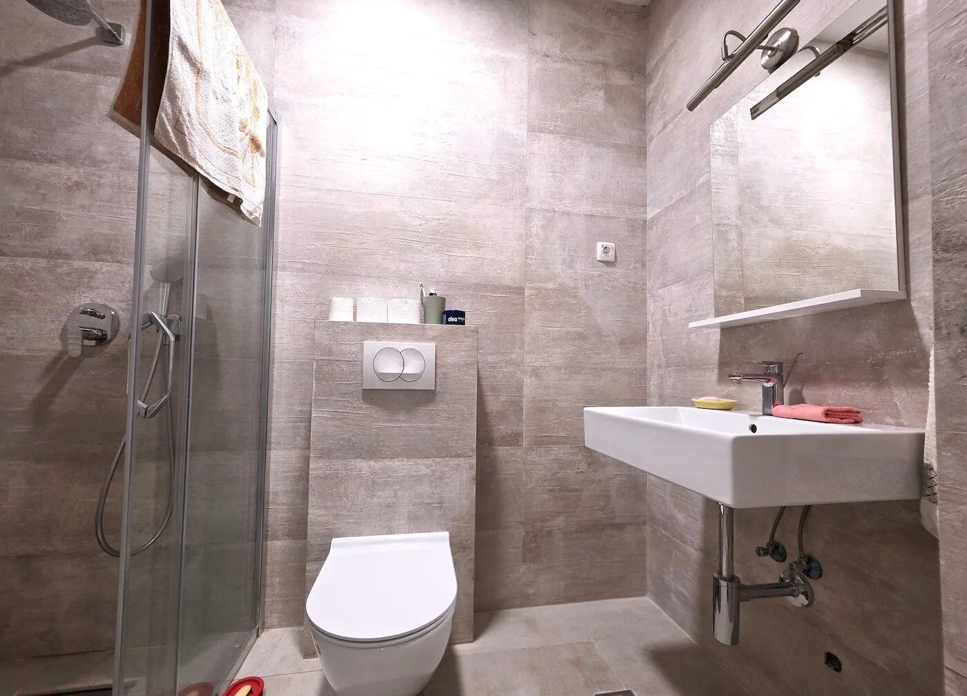 Rent, two bedroom apartment, 76m², Gorica C, Podgorica