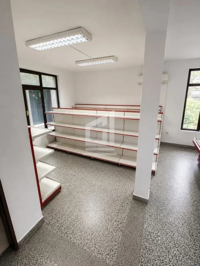 Rent, office space, 180m², Centar, Podgorica