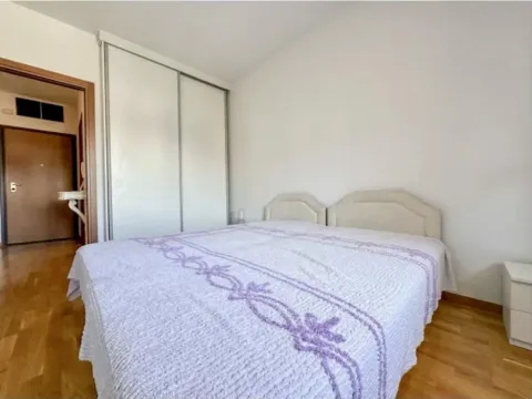Rent, apartment, 50m², City Kvart, Podgorica - image 2