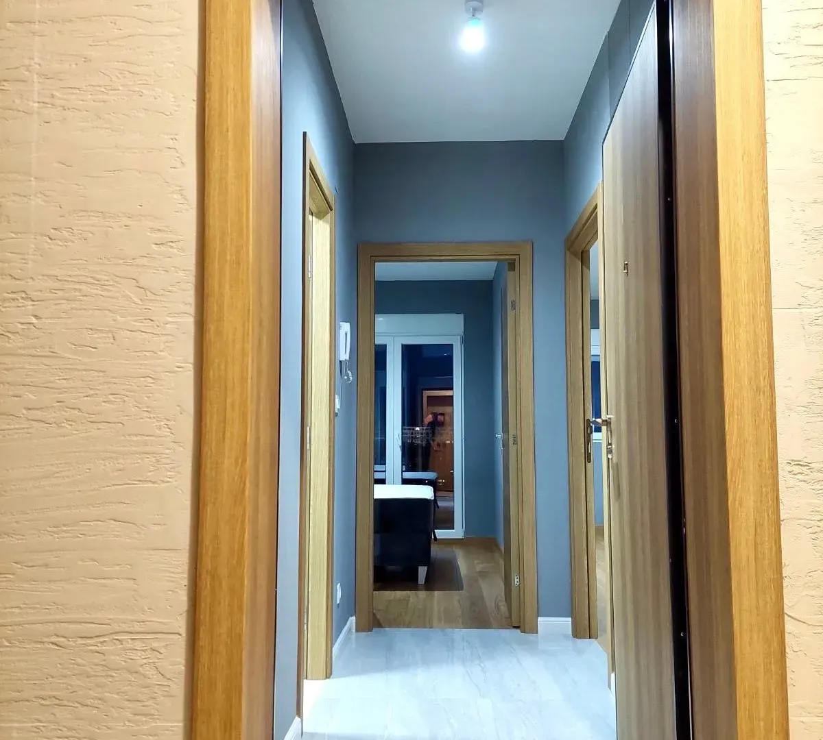 Izdavanje, jednosoban stan, 50m², City Kvart, Podgorica