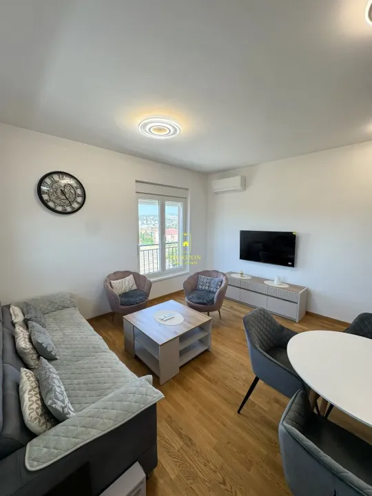 Rent, two bedroom apartment, 66m², Stari Aerodrom, Podgorica