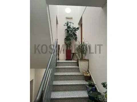 Sale, three bedroom apartment, 80m², Gradska Bolnica, Zvezdara Sve Podlokacije - image 18