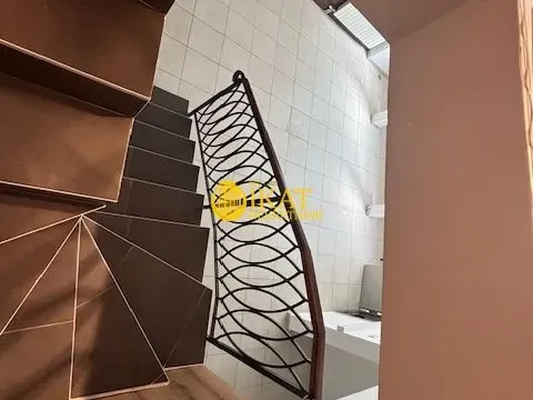Prodaja, poslovni prostor, 42m², Kalenić Pijaca, Vračar Sve Podlokacije - image 10