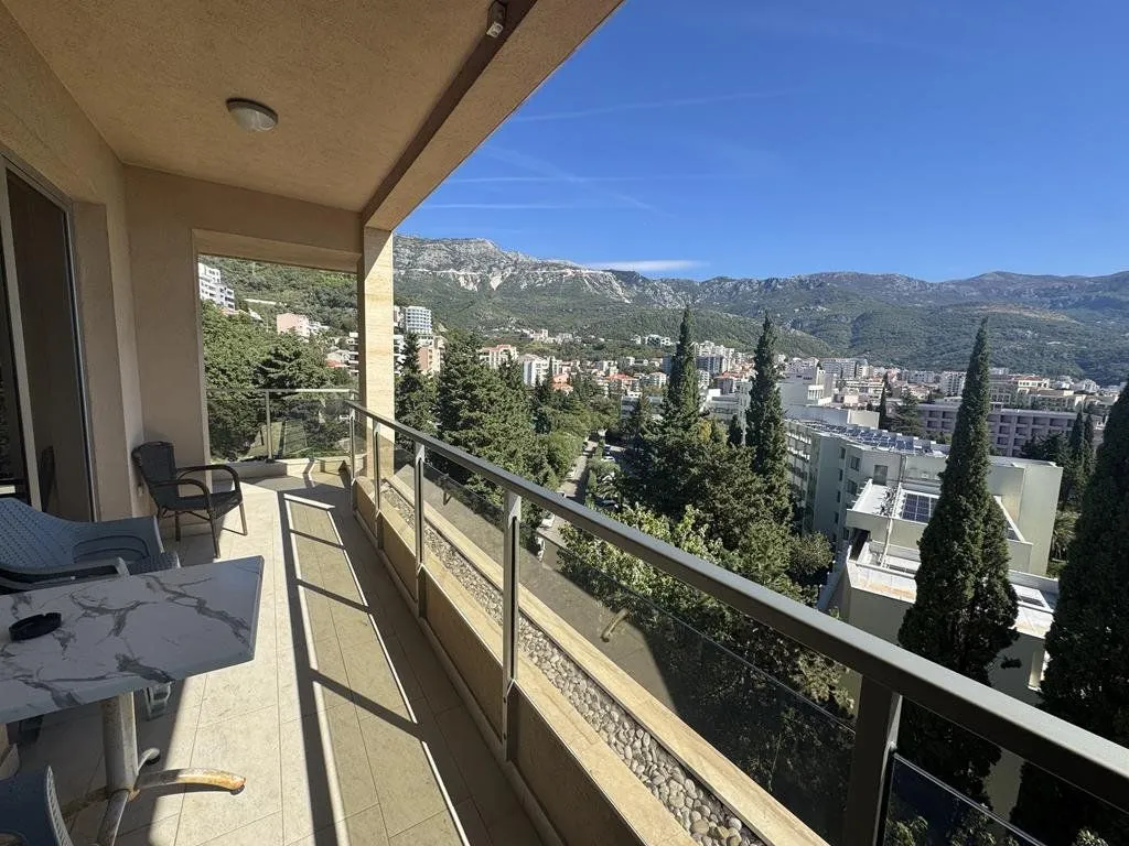 Rent, three bedroom apartment, 115m², Budva, Crna Gora