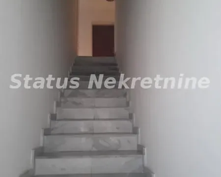 Prodaja, kuća, 200m², Futog, Novi Sad Sve Podlokacije - image 7