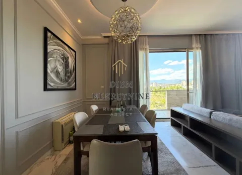 Rent, three bedroom apartment, 116m², Kod Capital Plaze, Podgorica - image 12