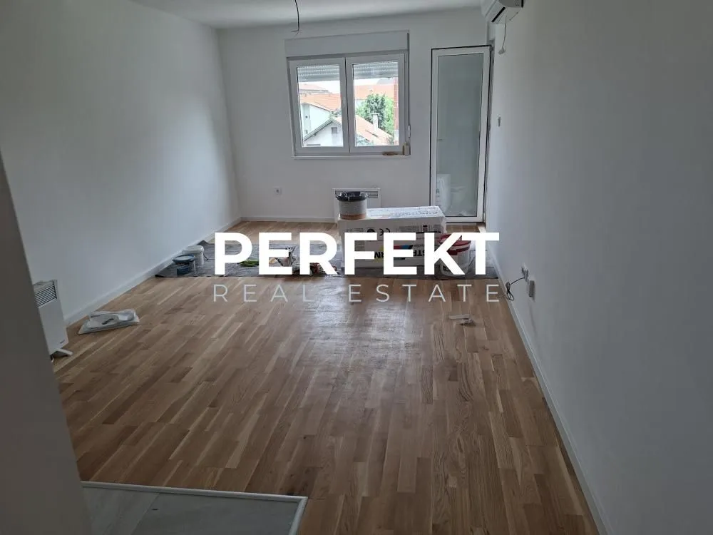 Prodaja, dvosoban stan, 47m², Centar, Pančevo
