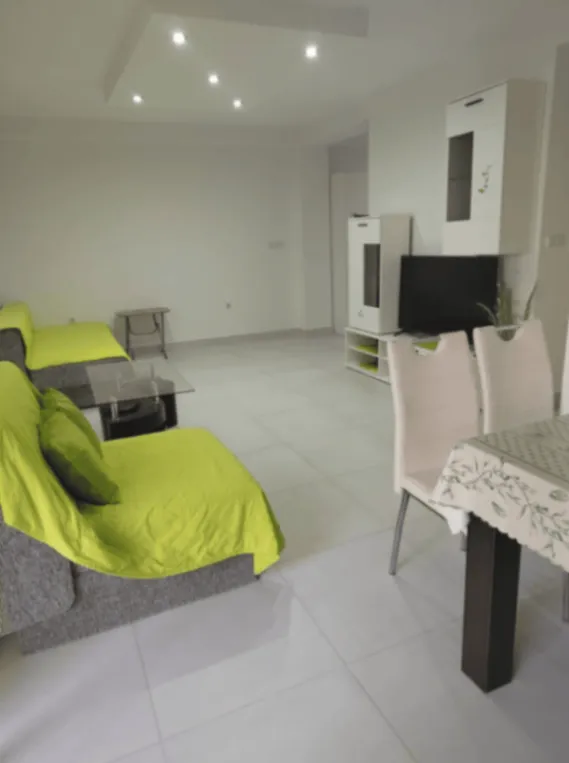 Rent, two bedroom apartment, 58m², Bečići, Budva