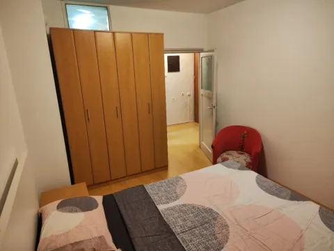 Izdavanje, jednosoban stan, 39m², Centar, Podgorica - image 11