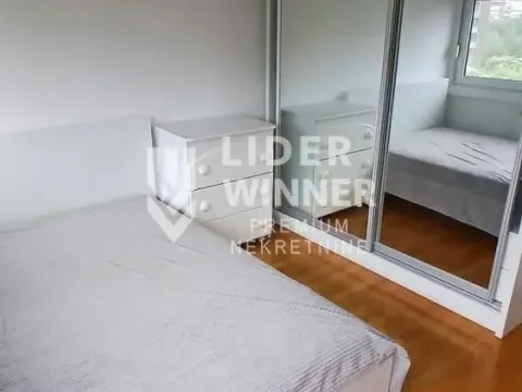 Izdavanje, trosoban stan, 78m², Novi Beograd Sve Podlokacije, Beograd - image 8