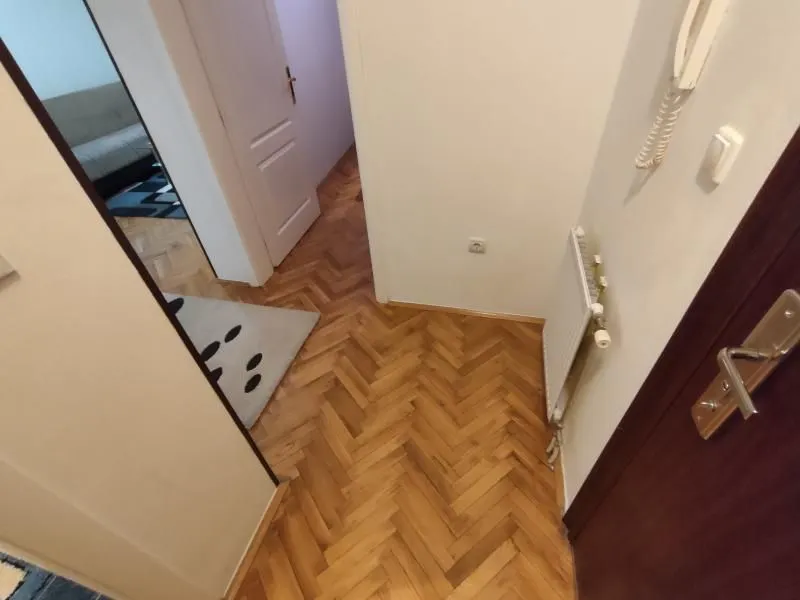 Izdavanje, jednosoban stan, 35m², Grbavica, Novi Sad Sve Podlokacije