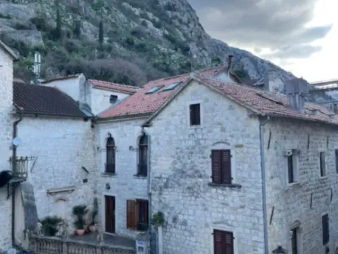 Sale, studio apartment, 25m², Stari Grad Kotor, Kotor - image 11