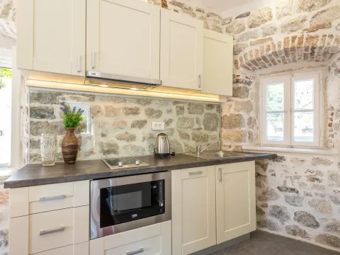 Sale, house, 290m², Perast, Kotor - image 10