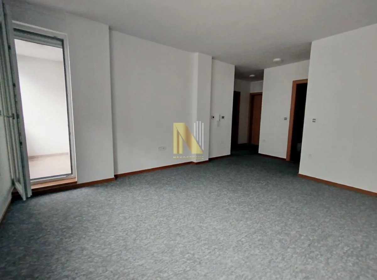Rent, office space, 61m², Adamovićevo Naselje, Novi Sad Sve Podlokacije
