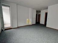 Izdavanje, poslovni prostor, 61m², Adamovićevo Naselje, Novi Sad Sve Podlokacije