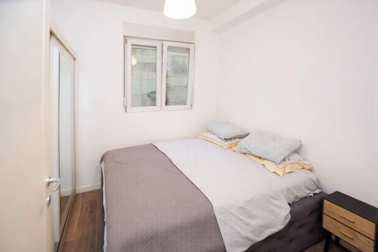 Prodaja, jednosoban stan, 62m², Kalimanj, Tivat