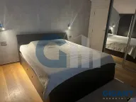 Prodaja, trosoban stan, 124m², Zemun Kalvarija, Zemun Sve Podlokacije - image 2