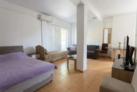 Sale, studio apartment, 42m², Budva, Crna Gora - image 3