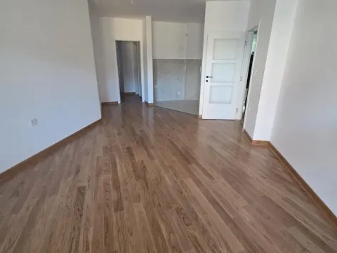 Sale, four bedroom apartment, 88m², Medijana, Niš - image 1