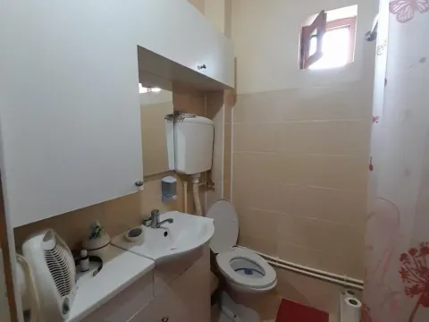 Sale, house, 140m², Centar, Ćuprija - image 12