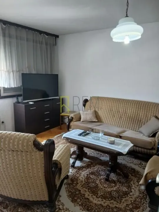 Prodaja, dvosoban stan, 75m², Preko Morače, Podgorica