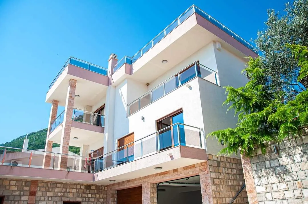 Sale, house, 500m², Šušanj, Bar