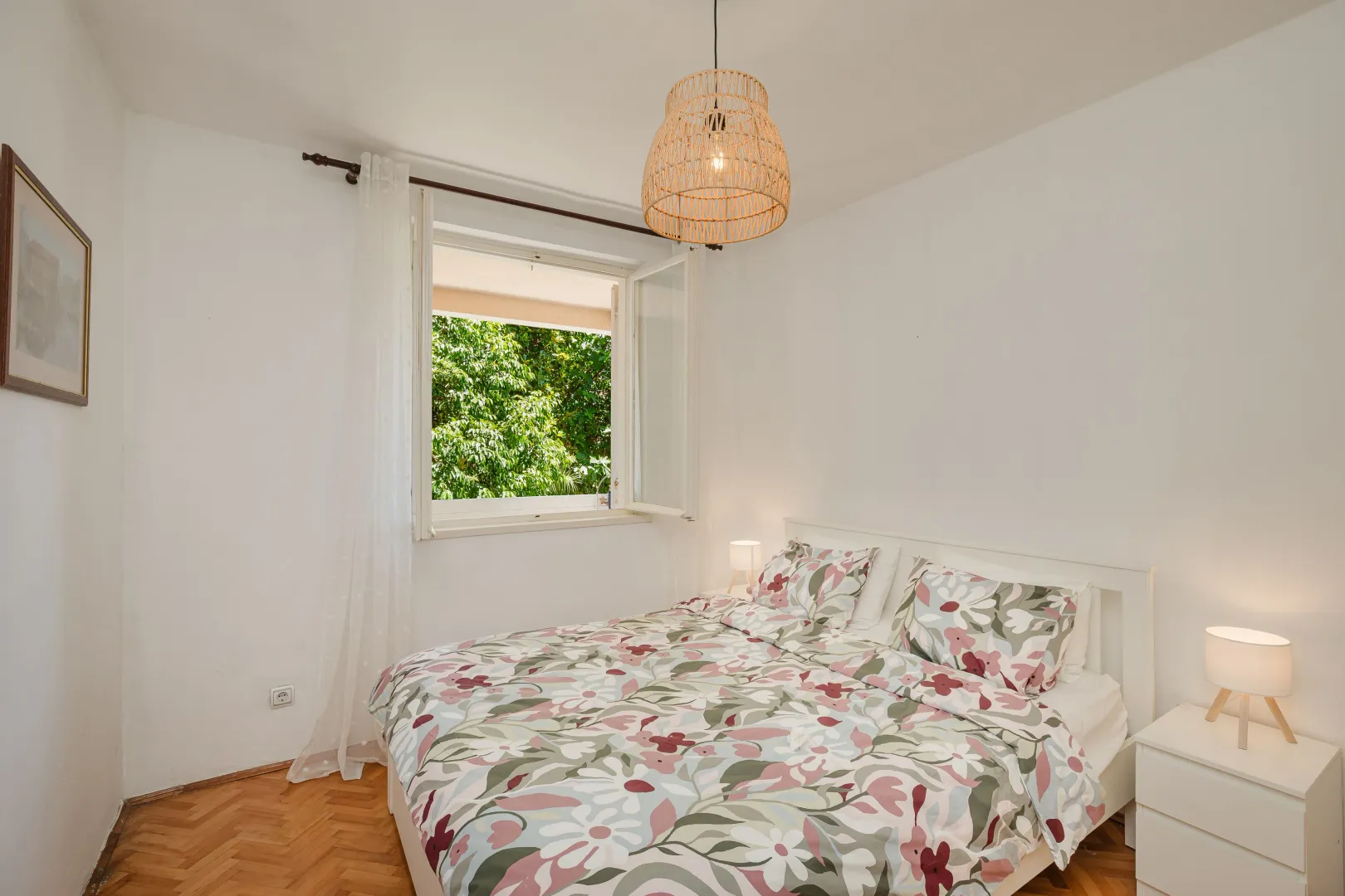 Rent, one bedroom apartment, 56m², Igalo, Herceg Novi