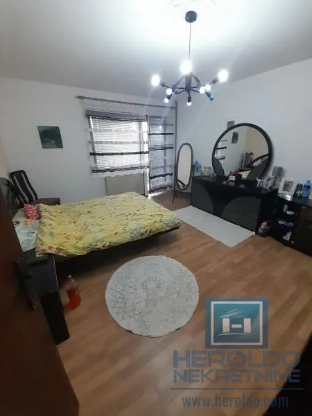 Prodaja, kuća, 325m², Solaris, Jagodina