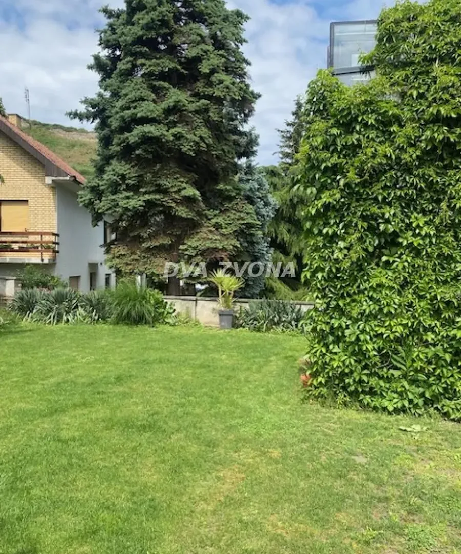 Prodaja, ugostiteljski objekat, 630m², Stari Slankamen, Inđija