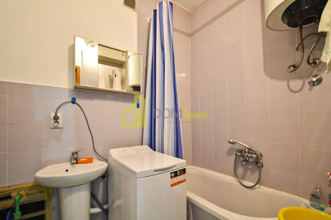 Izdavanje, jednosoban stan, 50m², Centar, Podgorica