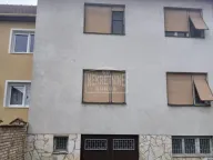 Prodaja, kuća, 180m², Kertvaroš, Subotica - image 1