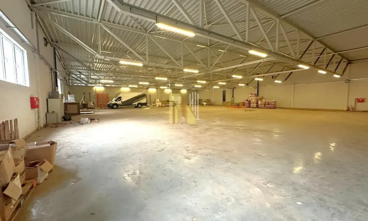 Izdavanje, poslovni prostor, 5546m², Ruma, Srbija