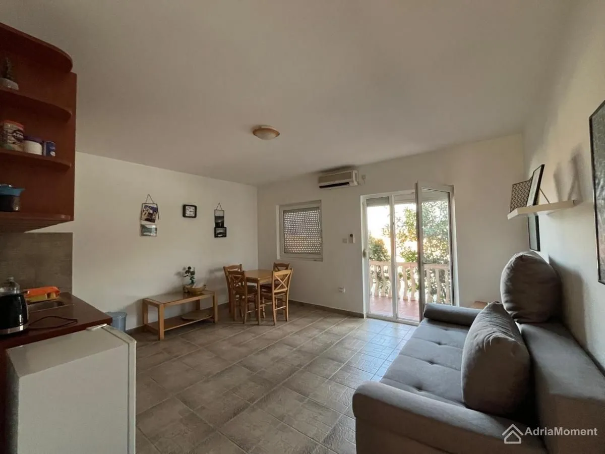 Prodaja, jednosoban stan, 42m², Prčanj, Kotor