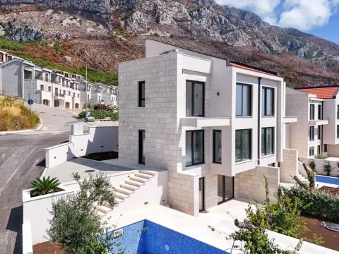 Sale, house, 195m², Reževići, Budva - image 13