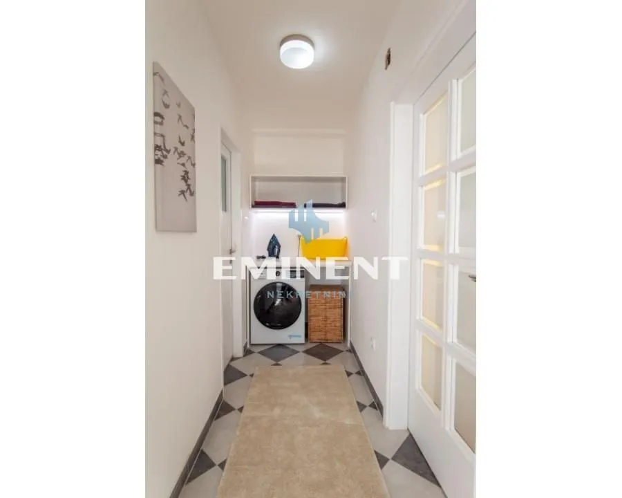 Rent, three bedroom apartment, 65m², Stari Grad, Beograd