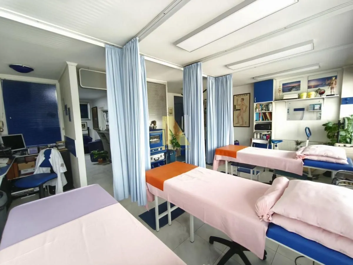 Rent, office space, 54m², Grbavica, Novi Sad Sve Podlokacije