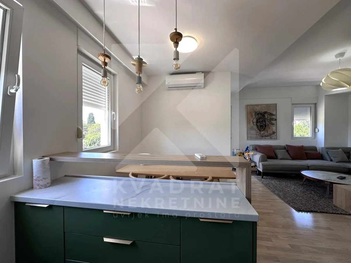 Prodaja, dvosoban stan, 67m², Centar, Podgorica