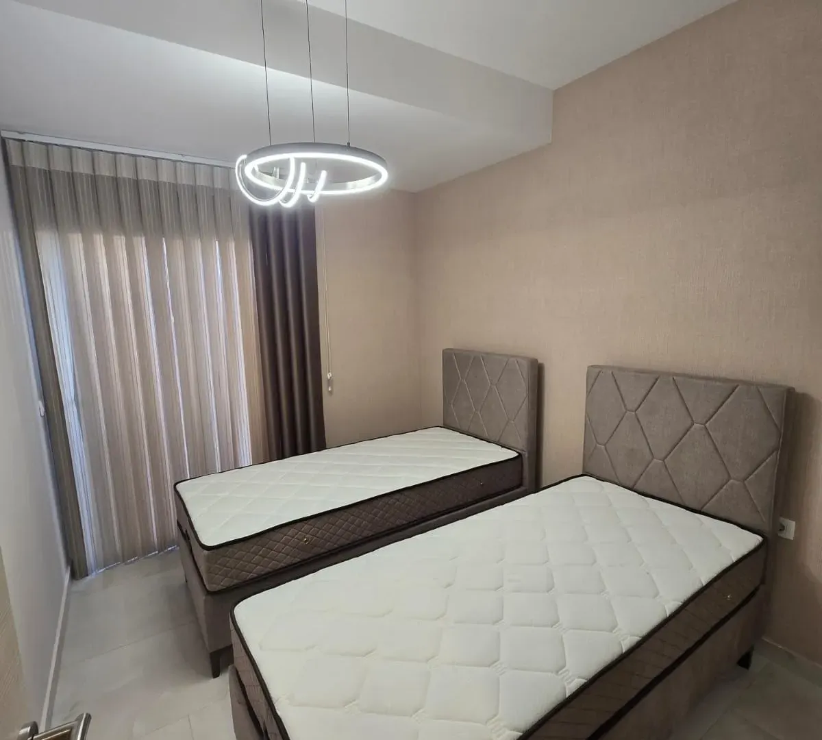 Izdavanje, dvosoban stan, 50m², Pod Kuk, Tivat