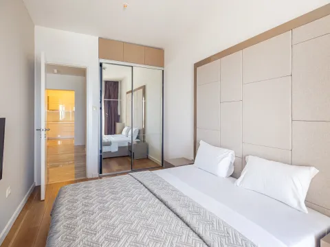 Rent, one bedroom apartment, 77m², Tre Canne, Budva - image 8