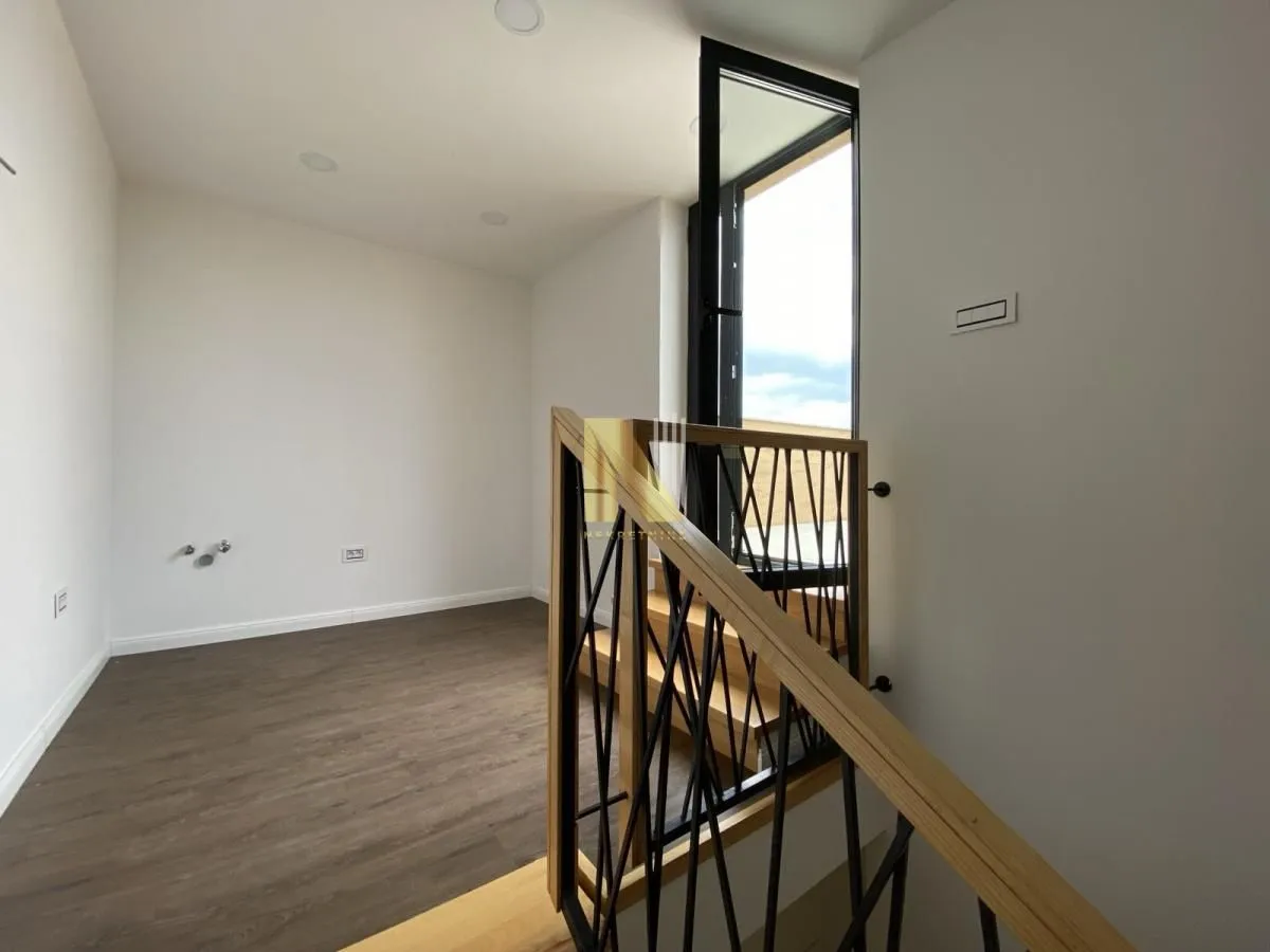 Rent, office space, 181m², Sremska Kamenica, Petrovaradin