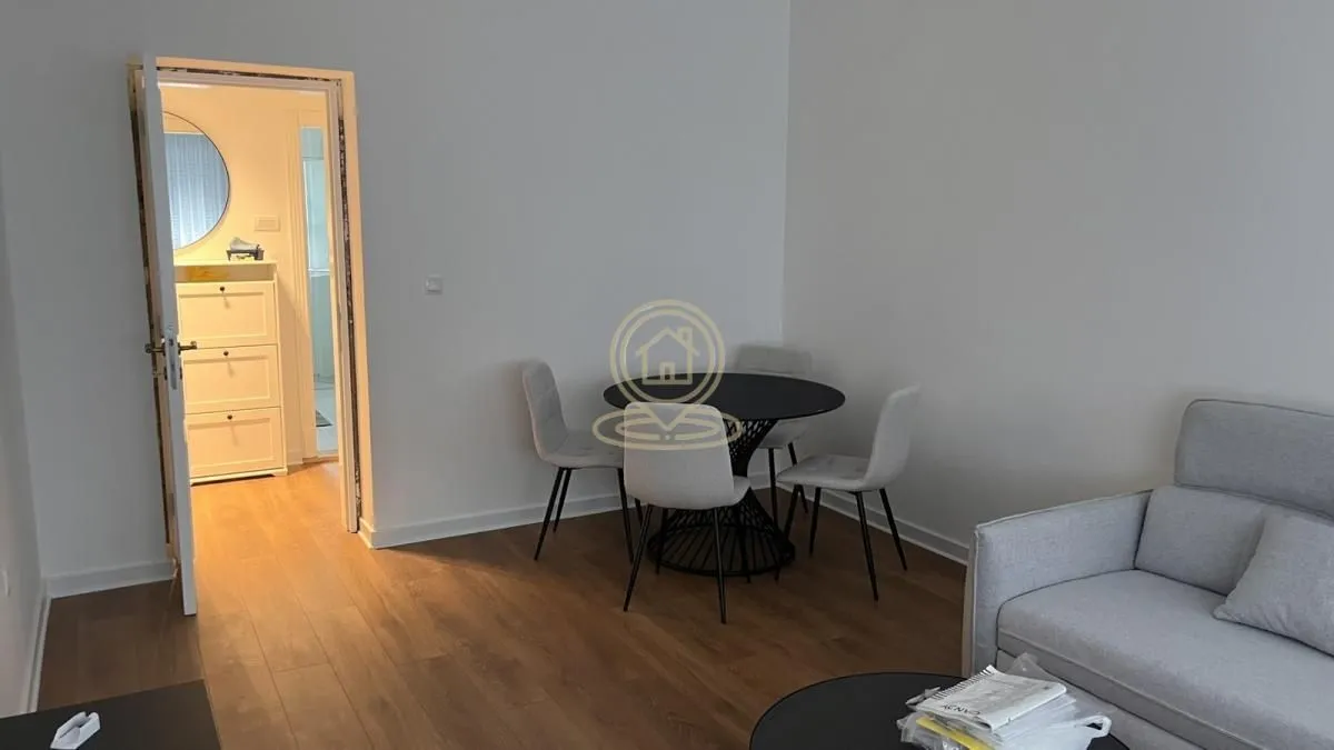 Rent, two bedroom apartment, 60m², Stari Grad, Beograd