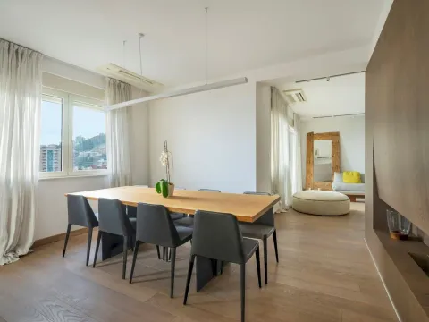 Sale, two bedroom apartment, 138m², Budva, Crna Gora - image 27