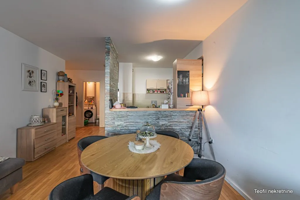 Sale, three bedroom apartment, 75m², Zemun Sve Podlokacije, Beograd