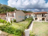 Prodaja, kuća, 217m², Zeleni, Rožaje - image 1