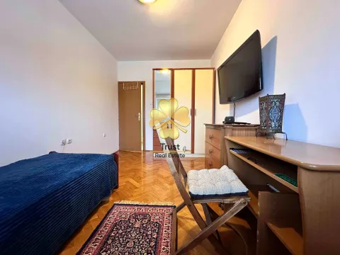 Rent, three bedroom apartment, 105m², Stari Aerodrom, Podgorica - image 9