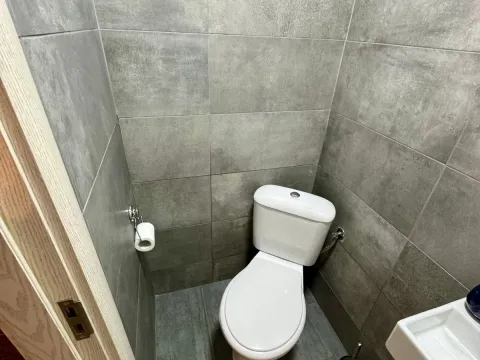 Izdavanje, trosoban stan, 75m², Ljubović, Podgorica - image 11