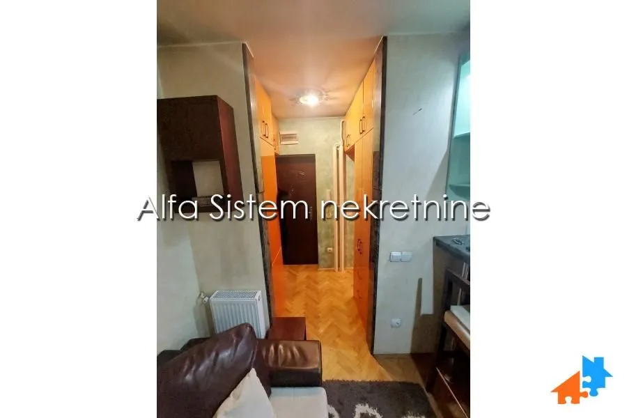 Rent, apartment, 35m², Čubura, Beograd