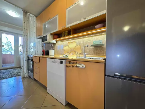 Izdavanje, dvosoban stan, 80m², Momišići, Podgorica - image 5