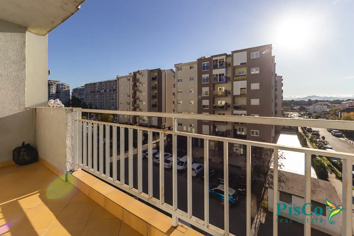 Sale, three bedroom apartment, 93m², Blok 9, Podgorica