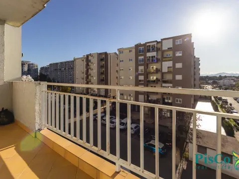 Sale, three bedroom apartment, 93m², Blok 9, Podgorica - image 11